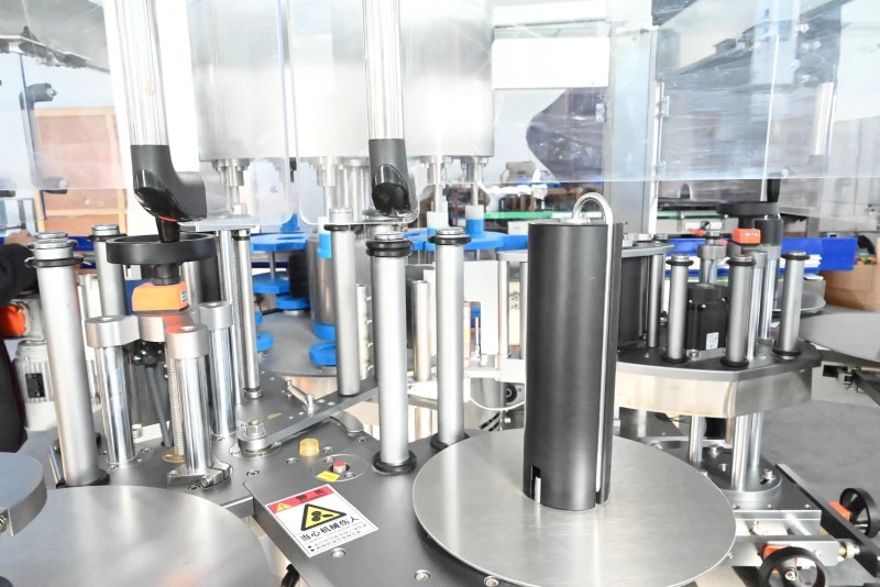 Oval Bottle Self Adhesive Labeling Machine